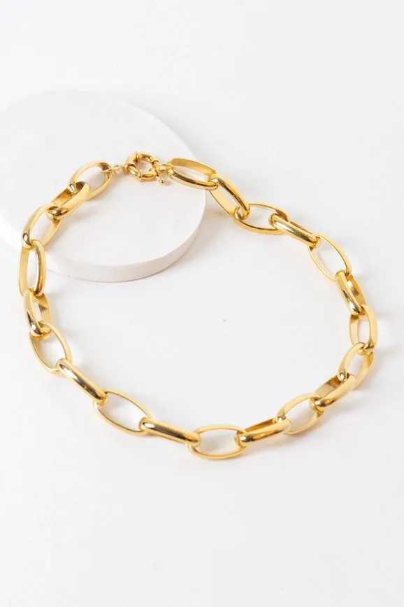 Pretty in Link Necklace - Gold