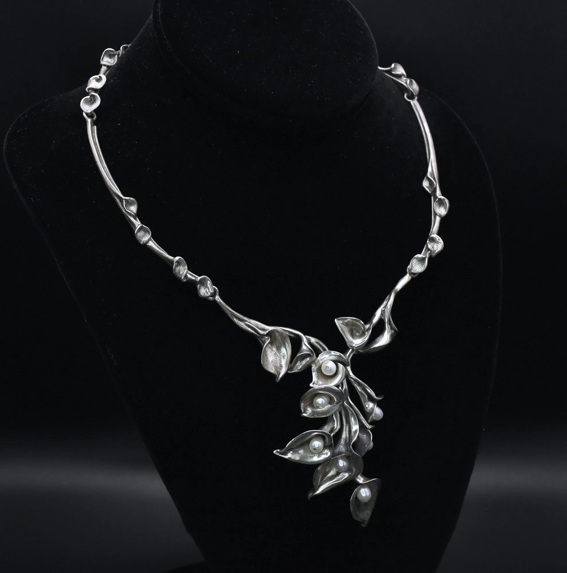 Stunning Vintage Sterling Silver and Pearl Calla Lily Necklace and Earrings Set